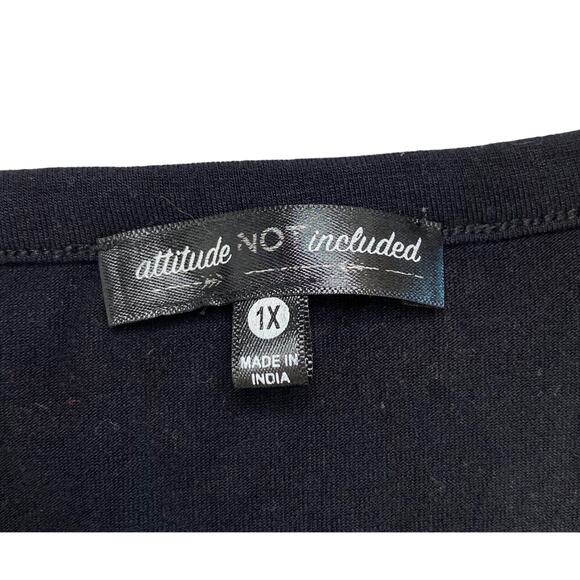 ATTITUDE NOT INCLUDED Black Rose Criss-Cross Tie-front Tee Size 1X Stretch AOP - Picture 5 of 8